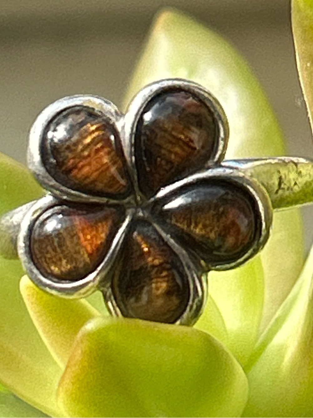 Vintage Sterling Silver Koa Wood Inlay Hawaiian Plumeria flower floral ring sz7
